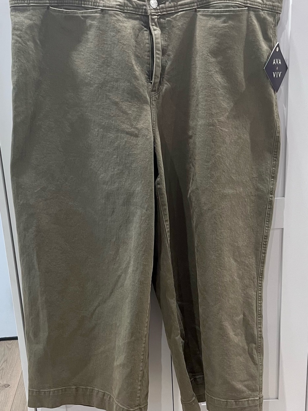 Women’s 24 Plus Size High Waist Wide Leg Olive Green Cropped Pants Ava & Viv - Picture 3 of 7